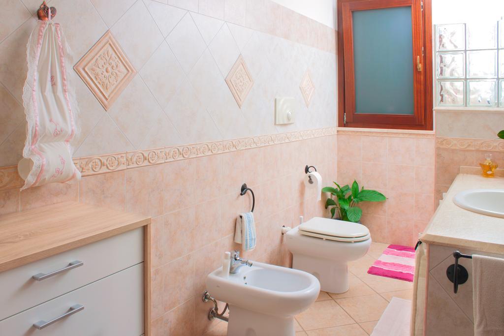 Il Vecchioliveto Di Ornella Bed and Breakfast Marrùbiu Eksteriør billede