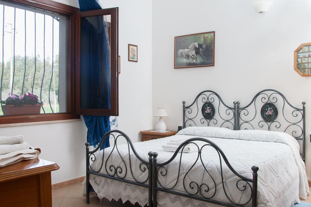 Il Vecchioliveto Di Ornella Bed and Breakfast Marrùbiu Eksteriør billede
